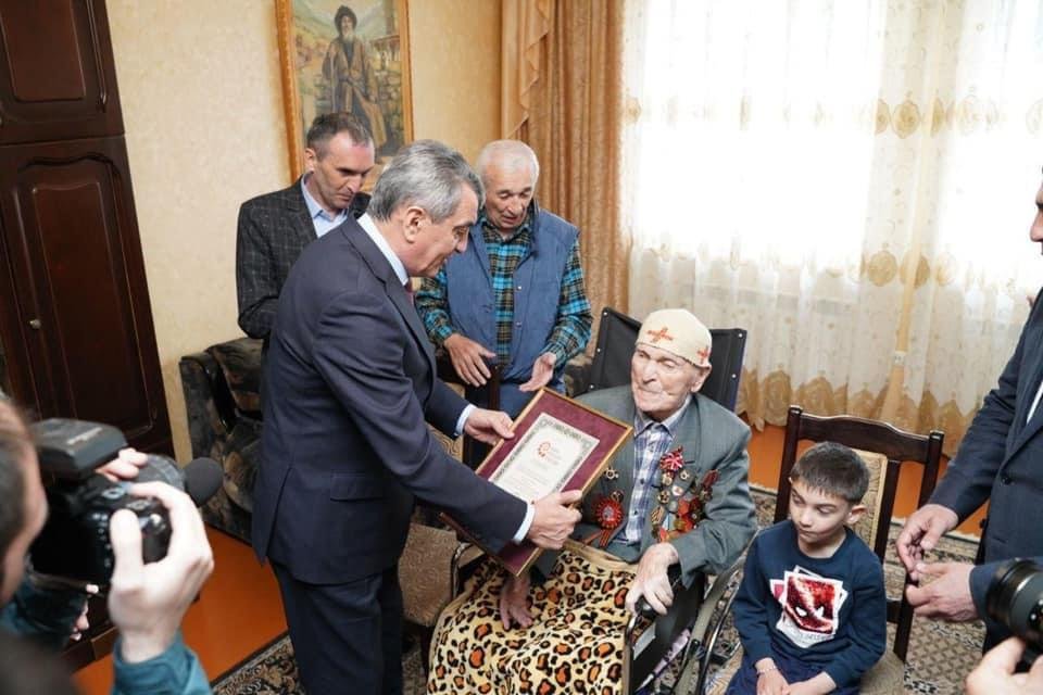 Старейшему ветерану ВОВ Тимофею Марзоеву исполнилось 105 лет