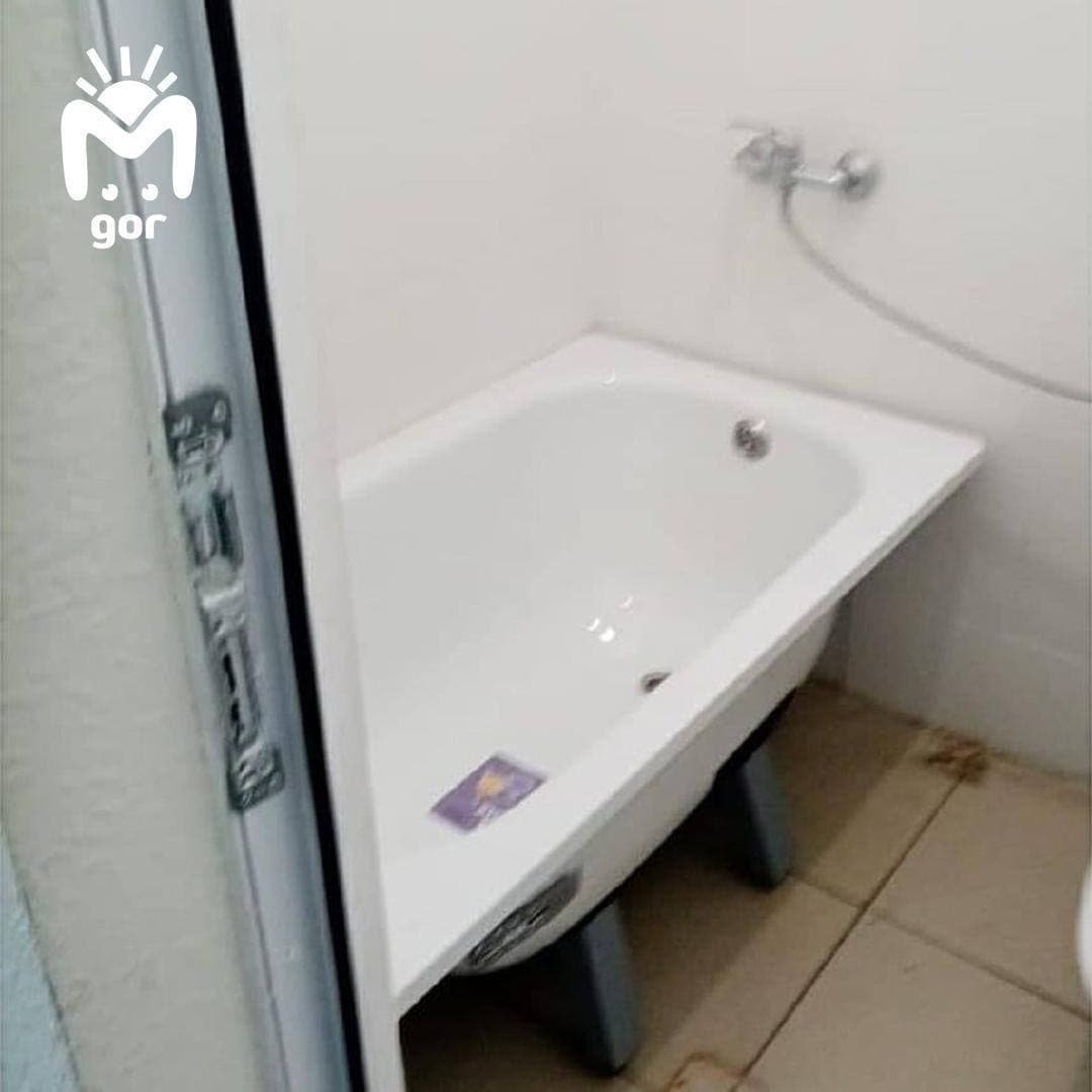 В бесланской больнице не было нормального душа, теперь там установили ванну