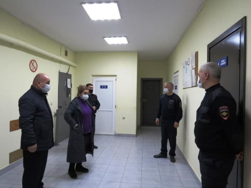Общественники Дигорского района проверили изолятор временного содержания подозреваемых и обвиняемых