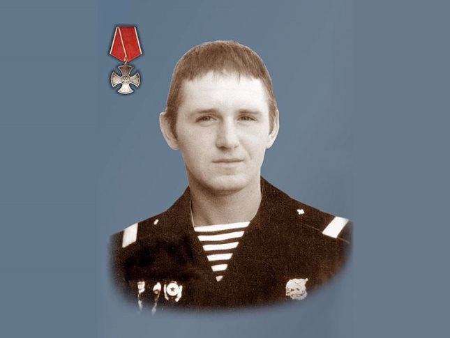 В Моздоке почтили память морского пехотинца Андрея Забельского