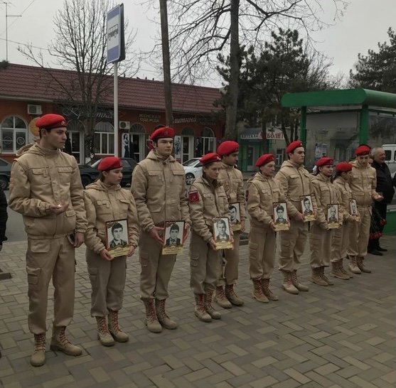 Памятный знак воинам-афганцам открыли в Моздоке