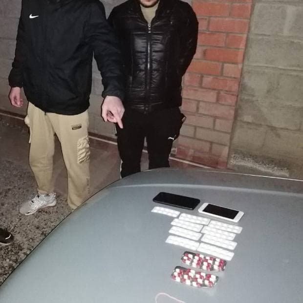 В Северной Осетии полицейские Пригородного района пресекли канал незаконной поставки сильнодействующих веществ