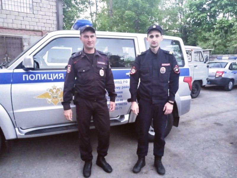 В Северной Осетии жительница республики поблагодарила полицейских Пригородного района за помощь ее отцу-водителю