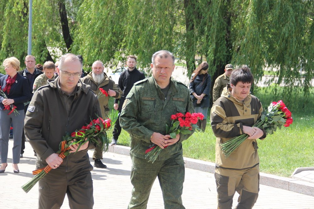 Глава ДНР Пушилин почтил память Героя ДНР Олега Мамиева