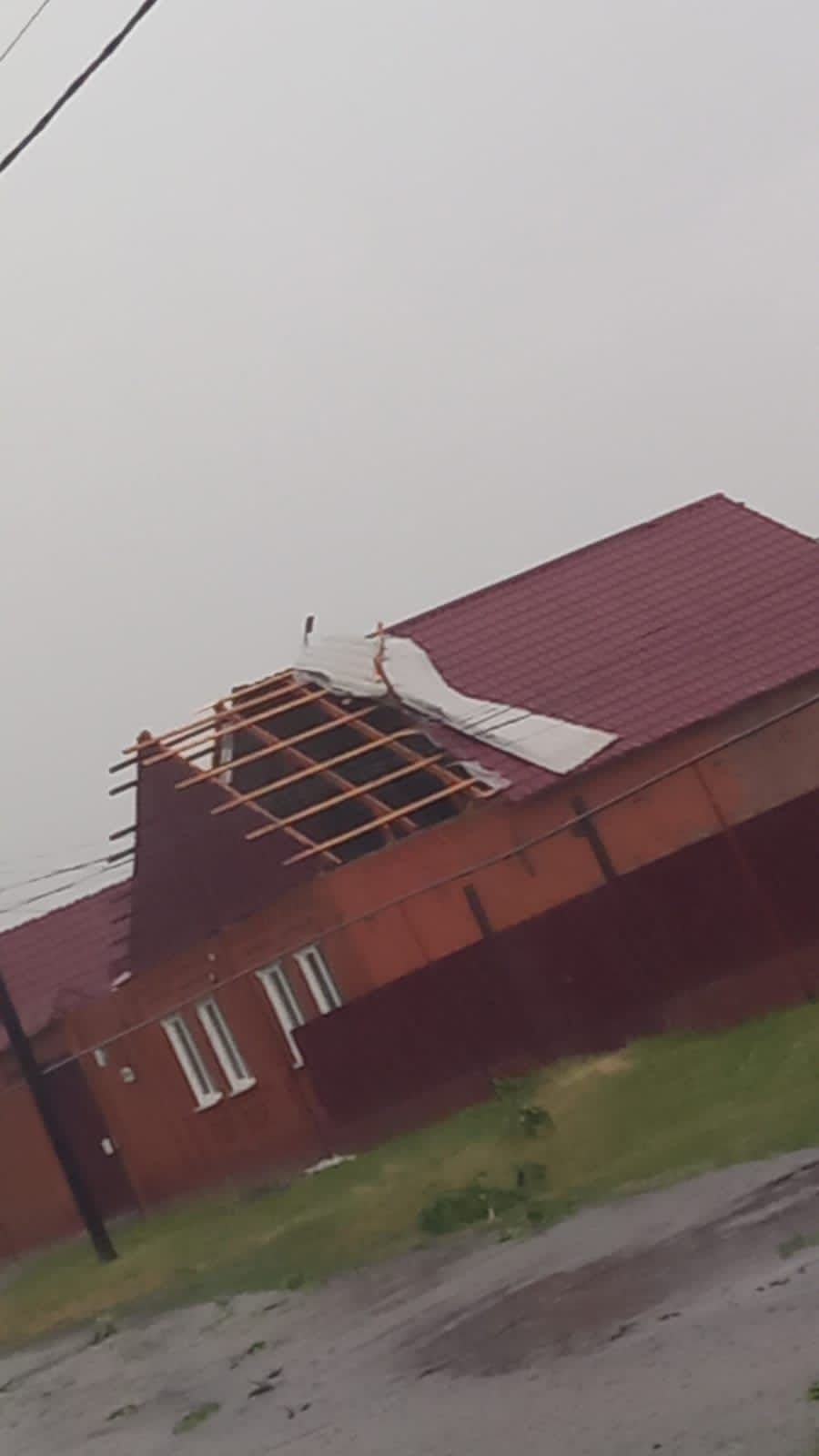 Из-за непогоды в селении Коста пострадало около 50 домовладений