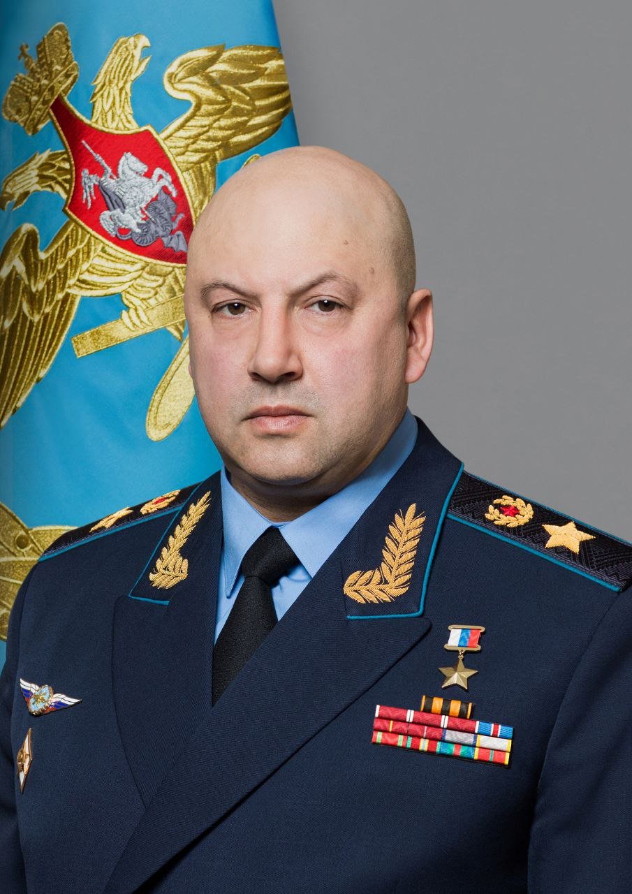 Новым командующим войсками Южного военного округа станет Суровикин Сергей Владимирович