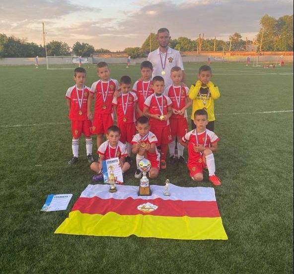 Футбольные команды из Северной Осетии стали победителями на турнире в Лермонтово