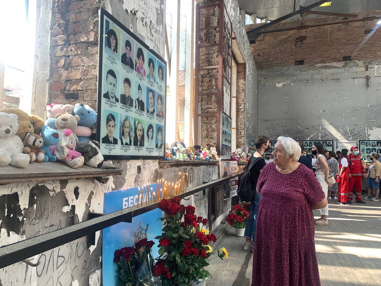 В Беслане началась трехдневная вахта памяти по жертвам теракта 2004 года