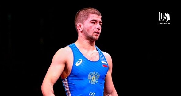 Александр Сабанов стал чемпионом России по вольной борьбе среди юниоров