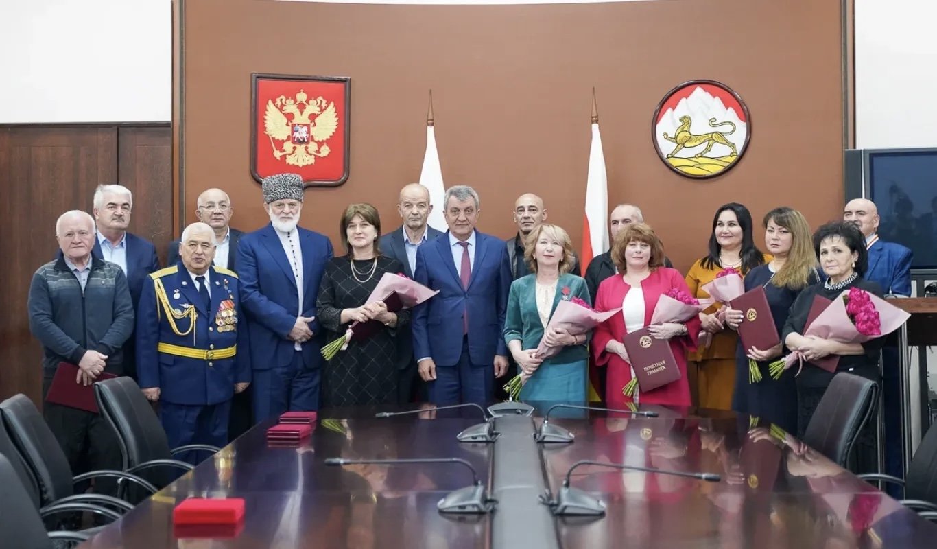 В Северной Осетии наградили представителей различных областей, внесших вклад в развитие республики
